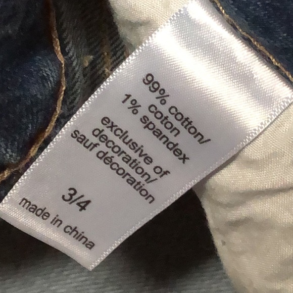 Maurices distressed, patched distressed denim cut off Jean shorts size 3/4 - Picture 7 of 10